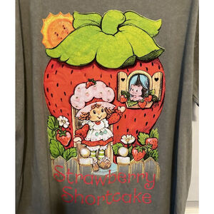 Strawberry Shortcake graphic t-shirtvintage style short sleeve SZ:XL